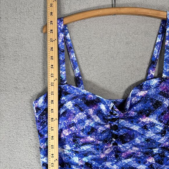 Torrid Women’s Bathing Suit Top Size L Cosmic Space Tankini Tummy Control Adjust - Picture 8 of 12